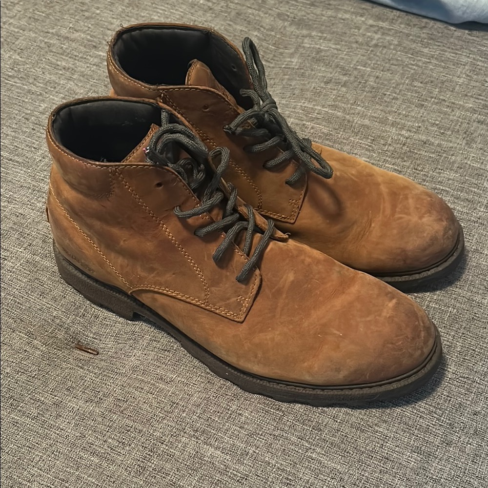 Sorel Tan Leather Chukka Boots for Men